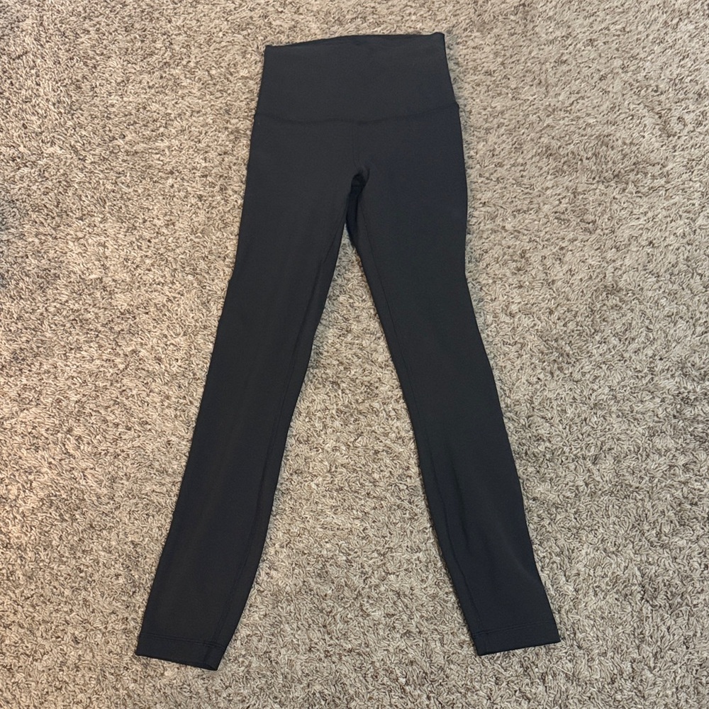 Black wunder under lululemon leggings size 2